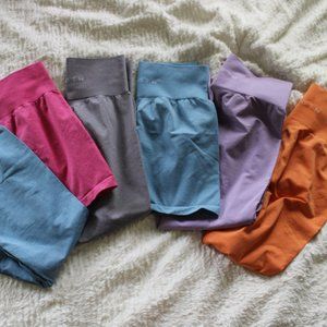 Nvgtn bundle medium shorts and leggings 6 pairs